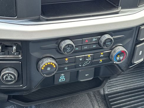 New 2026 Ford F250 XL w/ XL Chrome Package image 18