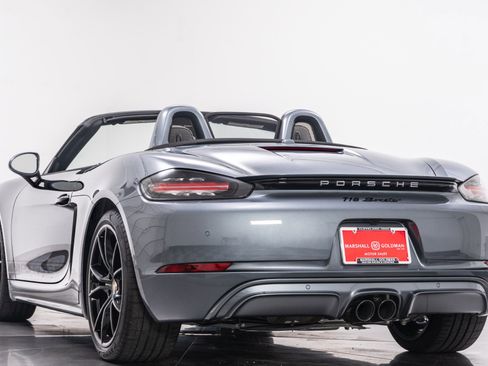 Used 2025 Porsche 718 Boxster image 7