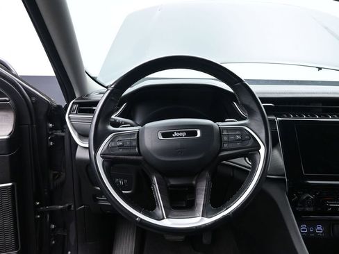Used 2022 Jeep Grand Cherokee L Limited AWD/4WD image 28