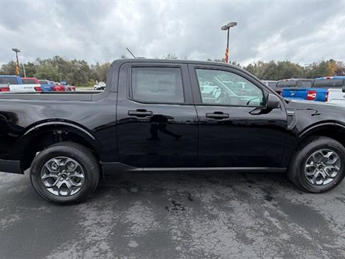 New 2025 Ford Maverick XLT image 3