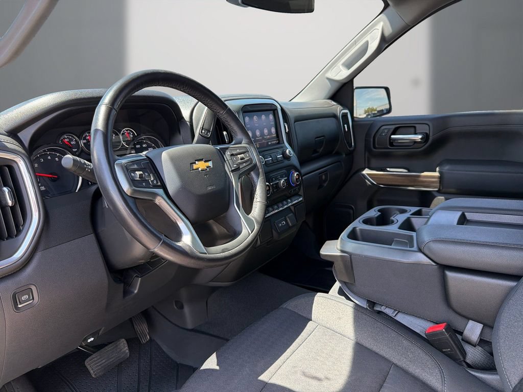 Certified 2021 Chevrolet Silverado 1500 LT AWD/4WD image 15