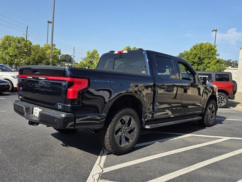 Used 2023 Ford F150 Lightning Lariat AWD/4WD image 6