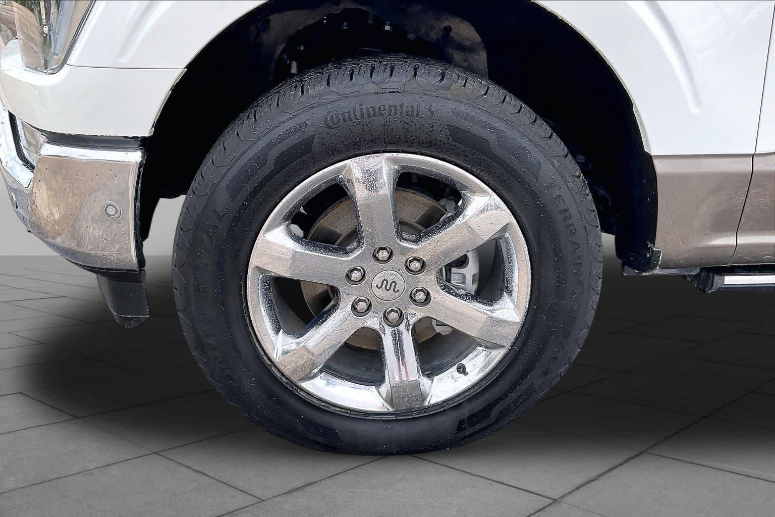 Used 2023 Ford F150 King Ranch w/ Equipment Group 601A High AWD/4WD image 11