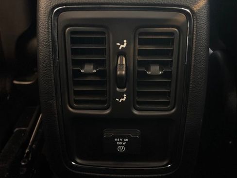 Used 2012 Jeep Grand Cherokee Laredo image 67