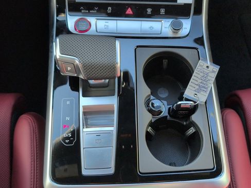 New 2026 Audi SQ8 Premium Plus image 17