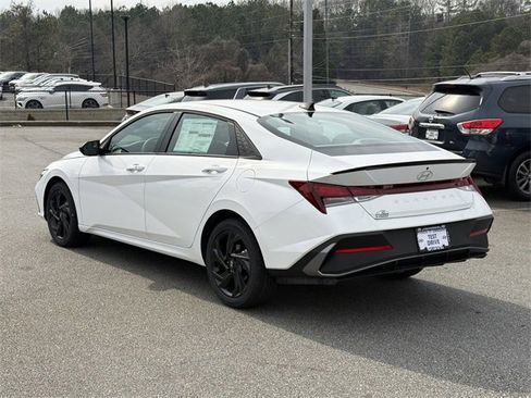 New 2026 Hyundai Elantra Sport image 5