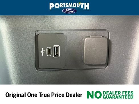 New 2026 Ford Explorer Active w/ Active Comfort Package image 22