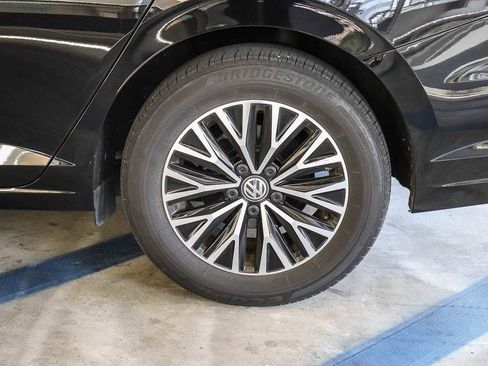 Used 2019 Volkswagen Jetta SE FWD image 10