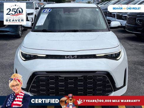 Used 2025 Kia Soul GT-Line w/ GT-Line Technology Package FWD image 3