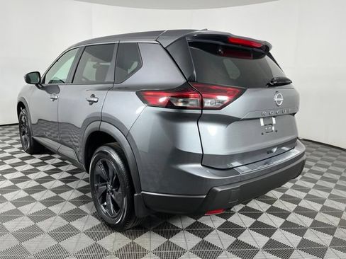 New 2026 Nissan Rogue SV FWD image 8