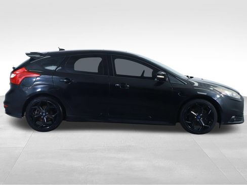 Used 2013 Ford Focus ST image 11