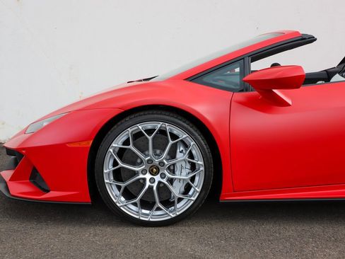 Used 2024 Lamborghini Huracan EVO AWD/4WD image 10