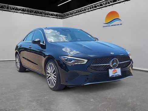 Used 2025 Mercedes-Benz CLA 250 image 3