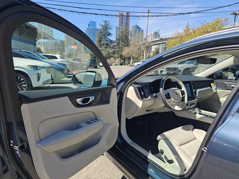 New 2026 Volvo V60 B5 Cross Country Ultra w/ Climate Package image 19