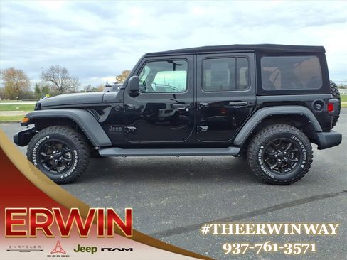 Certified 2022 Jeep Wrangler Willys image 4