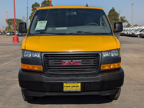 Used 2018 GMC Savana 2500 Extended w/ Driver Convenience Package RWD image 3