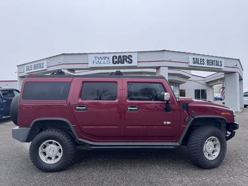 Used 2004 HUMMER H2 w/ Preferred Equipment Group image 9