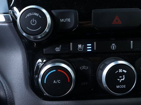 Used 2022 RAM 1500 Laramie image 45