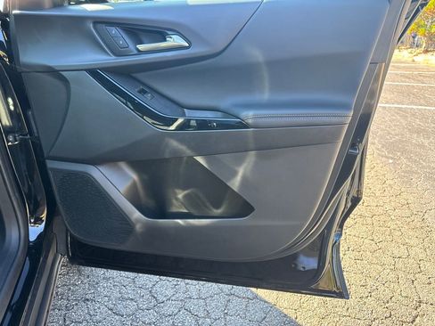 Certified 2025 Chevrolet Equinox LT image 14