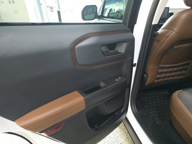 Used 2021 Ford Bronco Sport Outer Banks w/ Outer Banks Package AWD/4WD image 9