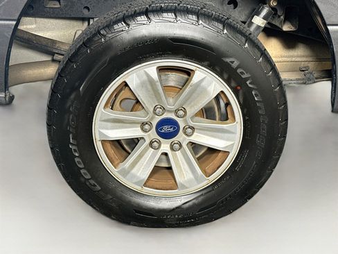 Used 2016 Ford F150 XL w/ Equipment Group 101A Mid RWD image 11