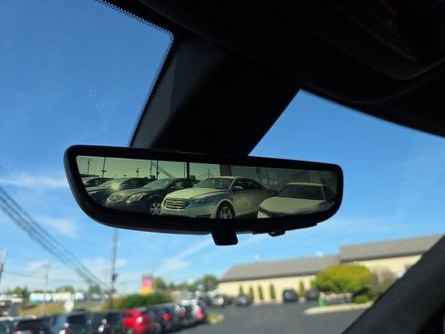 Used 2024 Buick Enclave Premium image 36