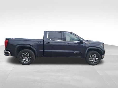 Used 2022 GMC Sierra 1500 SLT image 10