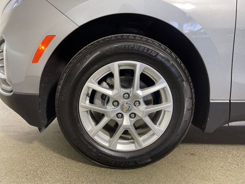 Used 2024 Chevrolet Equinox LT image 12