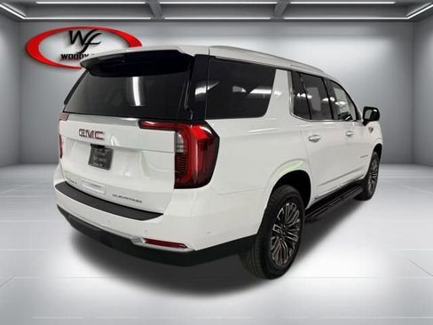 New 2026 GMC Yukon Elevation image 6