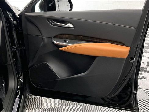 Used 2023 Cadillac XT4 Sport image 18