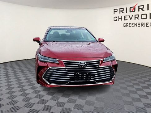 Used 2020 Toyota Avalon Limited FWD image 3