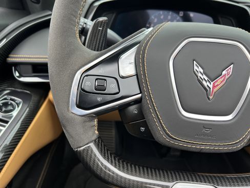 Used 2023 Chevrolet Corvette Z06 w/ Stealth Interior Trim Package RWD image 19