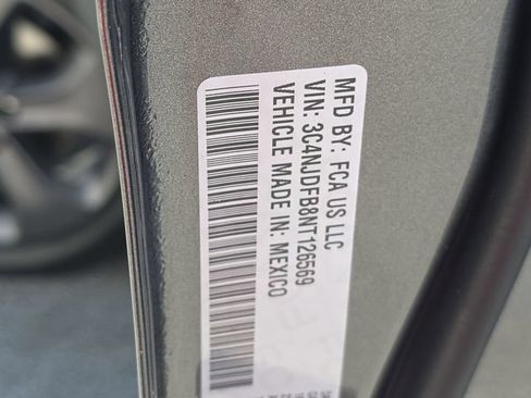 Used 2022 Jeep Compass Latitude AWD/4WD image 33