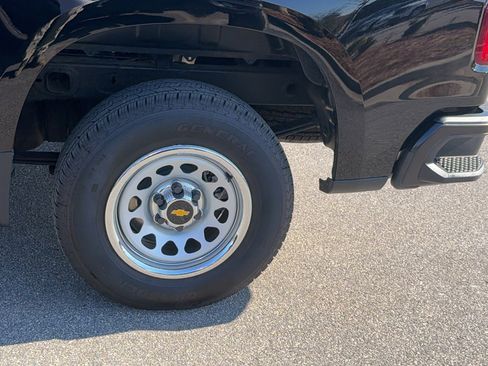 Used 2026 Chevrolet Silverado 1500 W/T w/ WT Value Package image 12