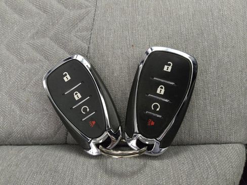 Used 2022 Chevrolet Equinox LS w/ LS Convenience Package image 32