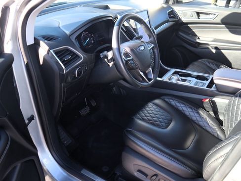 Used 2024 Ford Edge Titanium image 13