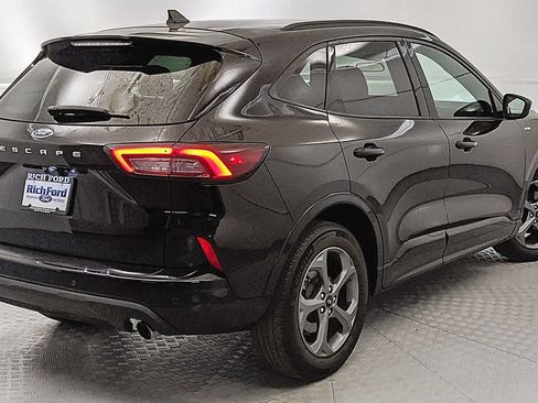 Used 2023 Ford Escape ST-Line w/ Tech Pack #1 FWD image 3
