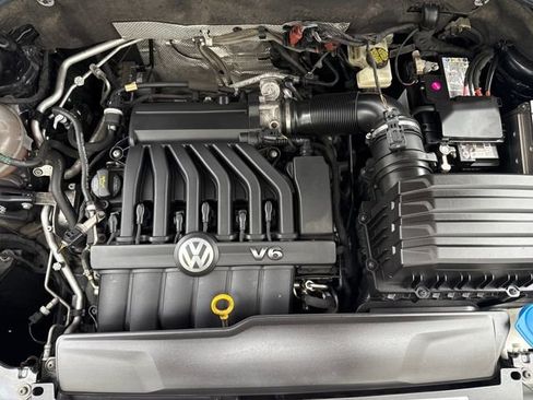 Used 2022 Volkswagen Atlas SE w/ Panoramic Sunroof Package image 14