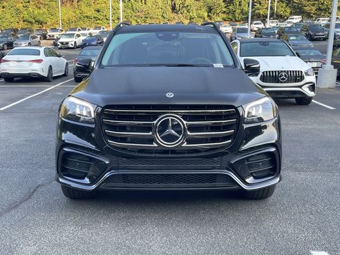 New 2026 Mercedes-Benz GLS 450 4MATIC image 3