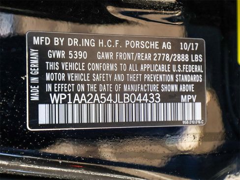 Used 2018 Porsche Macan image 34