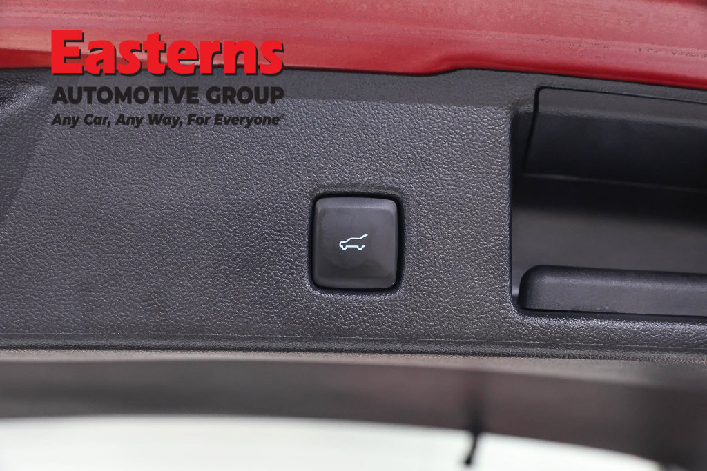 Used 2022 Ford Escape SE w/ Convenience Package FWD image 25