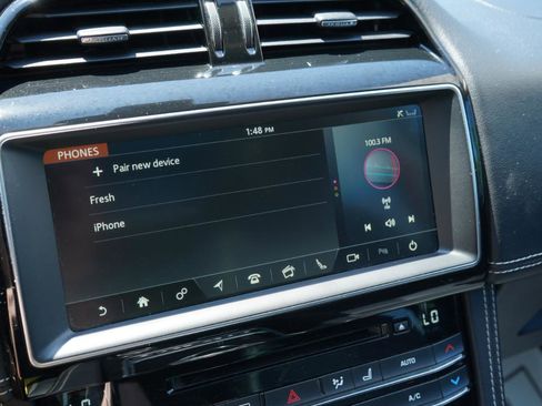 Used 2020 Jaguar F-PACE R-Sport AWD/4WD image 36