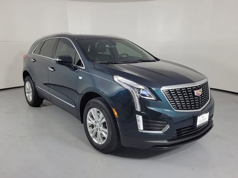 Certified 2024 Cadillac XT5 Luxury FWD image 1