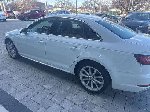 Used 2019 Audi A4 2.0T Premium w/ Convenience Package image 15