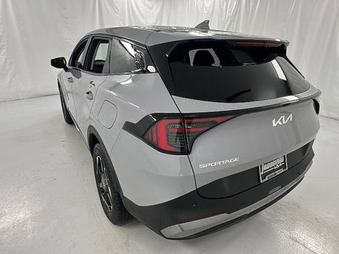 New 2026 Kia Sportage S image 5