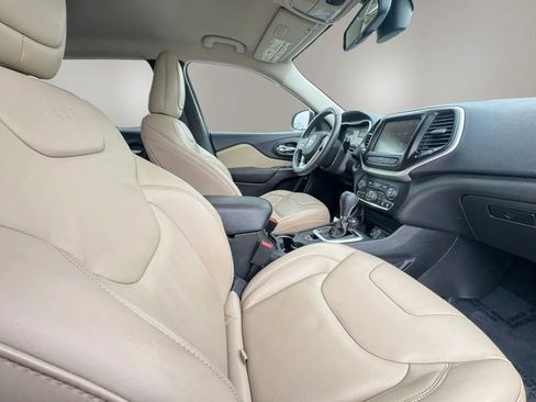 Used 2015 Jeep Cherokee Limited AWD/4WD image 12