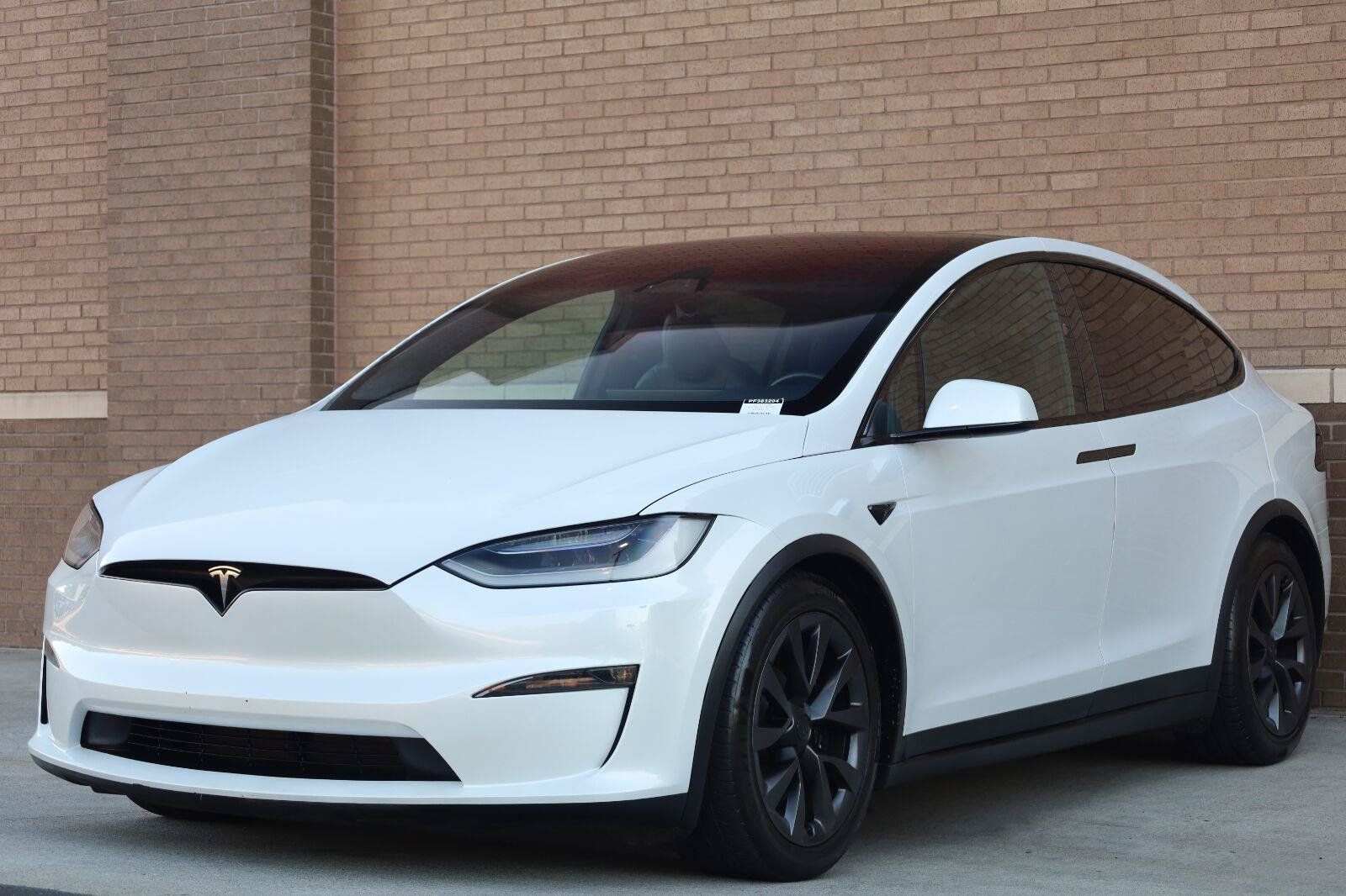 Used 2023 Tesla Model X AWD/4WD image 12