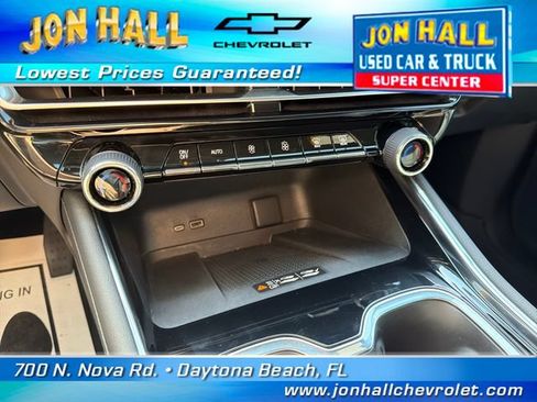 Used 2025 Chevrolet Traverse Z71 w/ Driver Confidence Package AWD/4WD image 28