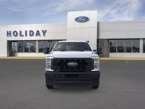 New 2026 Ford F250 XL w/ F-250 >10K GVWR Package image 7