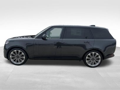 New 2026 Land Rover Range Rover Long Wheelbase SE